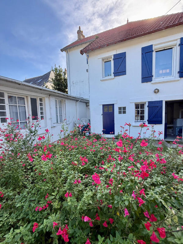 Maison - 145 m² - 8 pièces