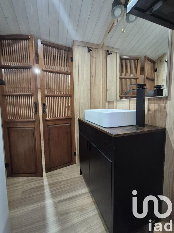 Maison - 220 m² - 6 pièces