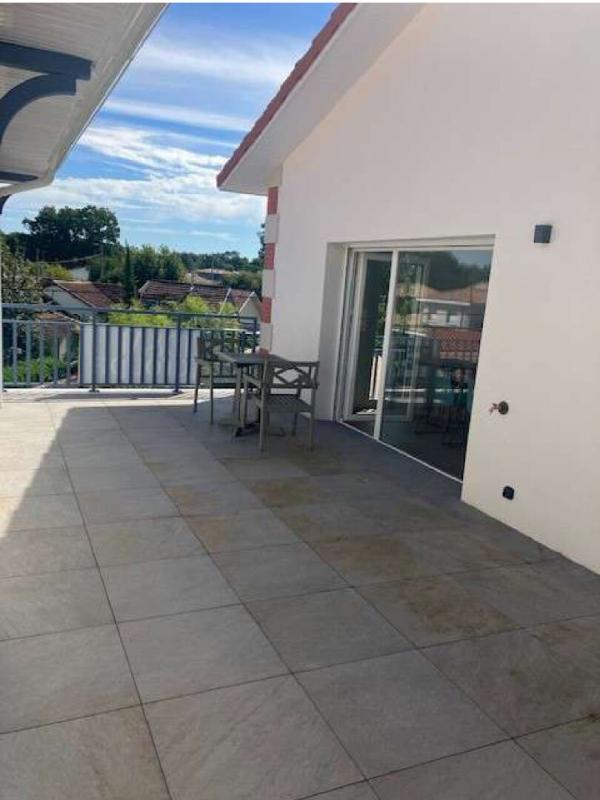 Appartement - 104 m² - 4 pièces