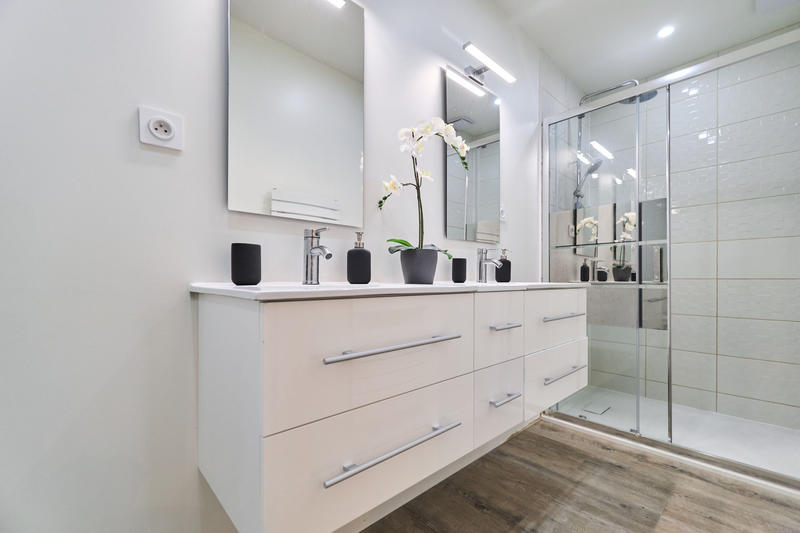 Maison - 188 m² - 7 pièces