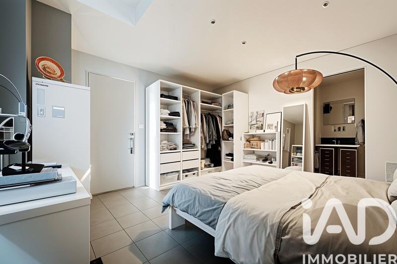 Appartement - 200 m² - 6 pièces