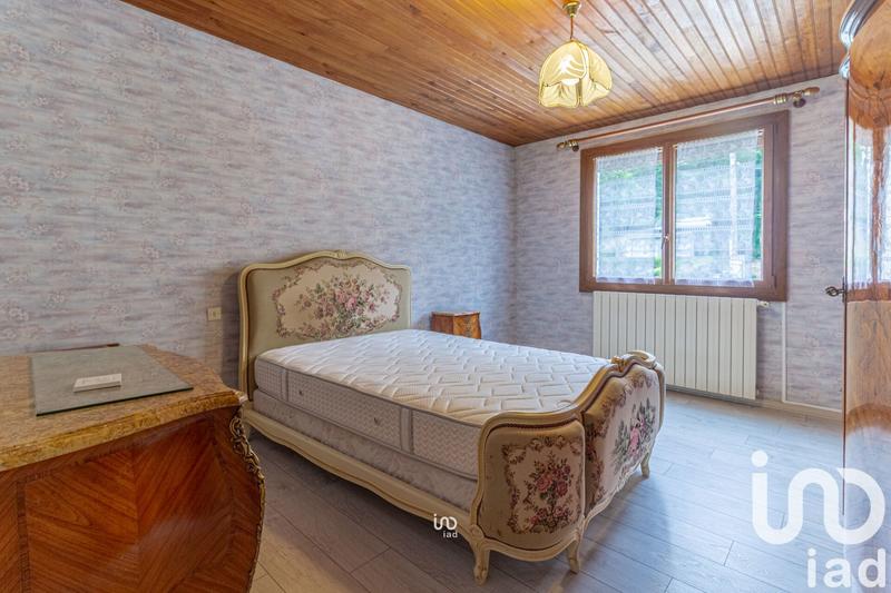 Maison - 183 m² - 9 pièces