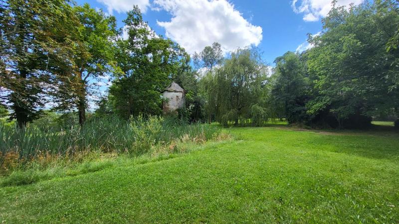 Maison - 296 m² - 13 pièces