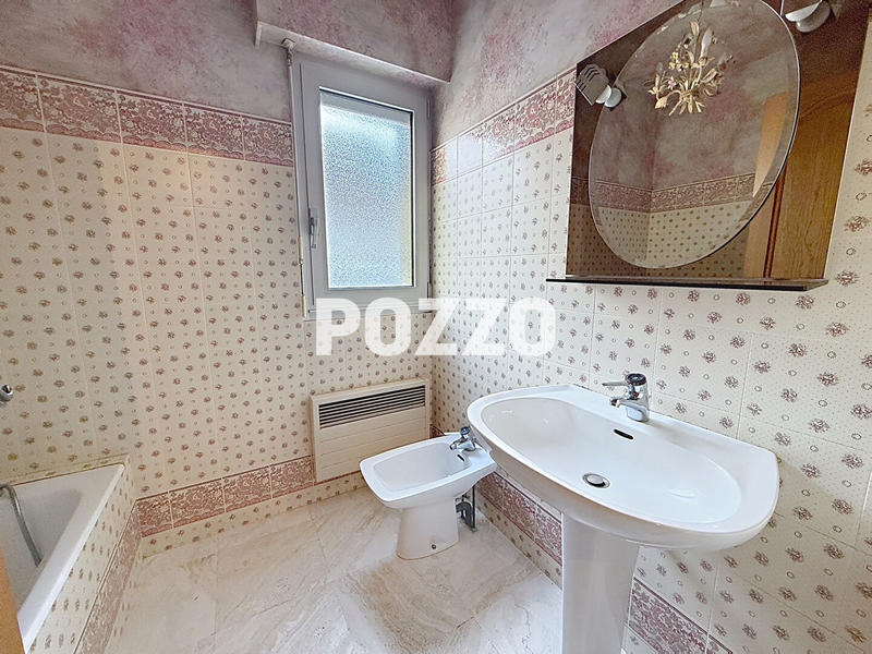 Maison - 121 m² - 5 pièces