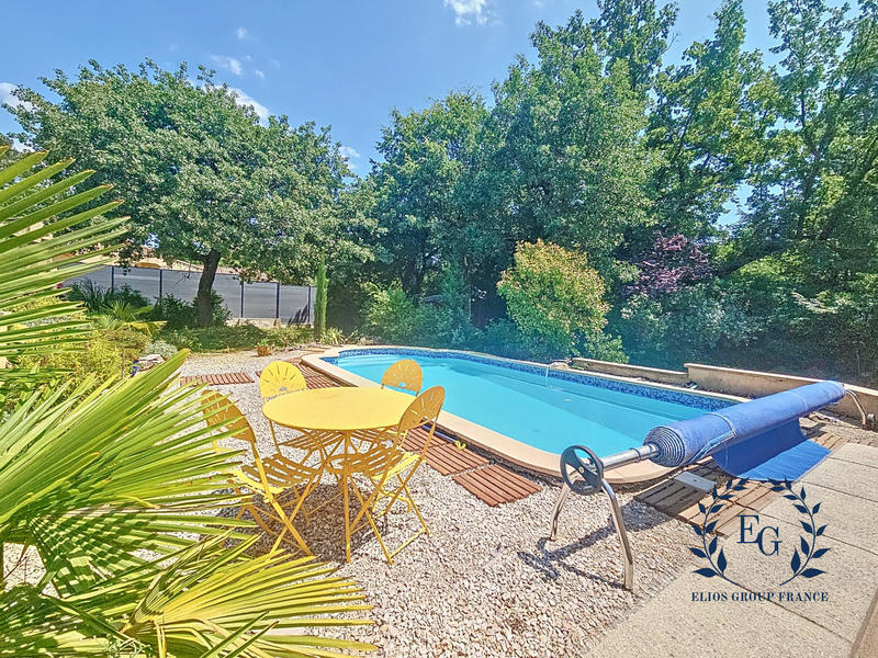 Maison - 107 m² - 4 pièces