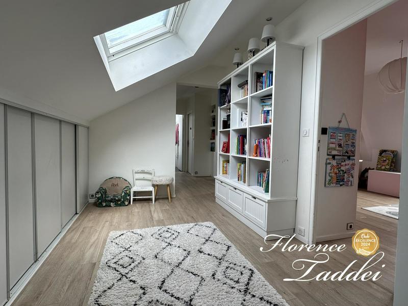 Maison - 140 m² - 6 pièces