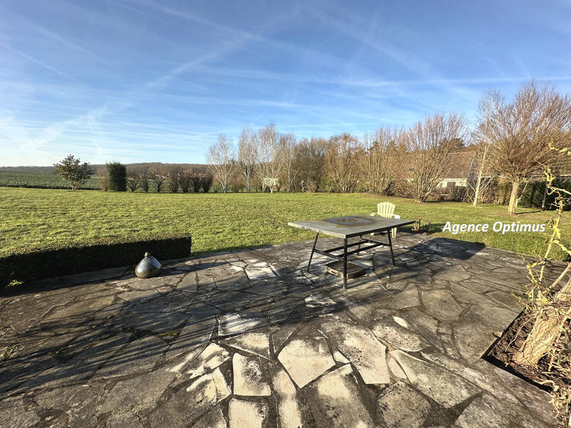 Propriété - 232 m² - 7 pièces