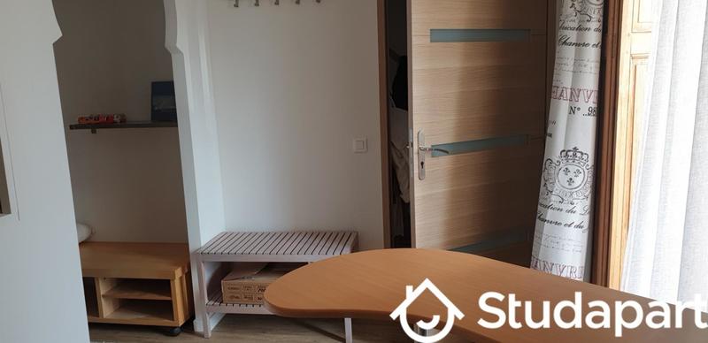 Chambre - 16 m² - 1 pièce