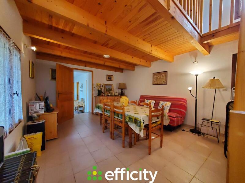 Maison - 320 m² - 8 pièces