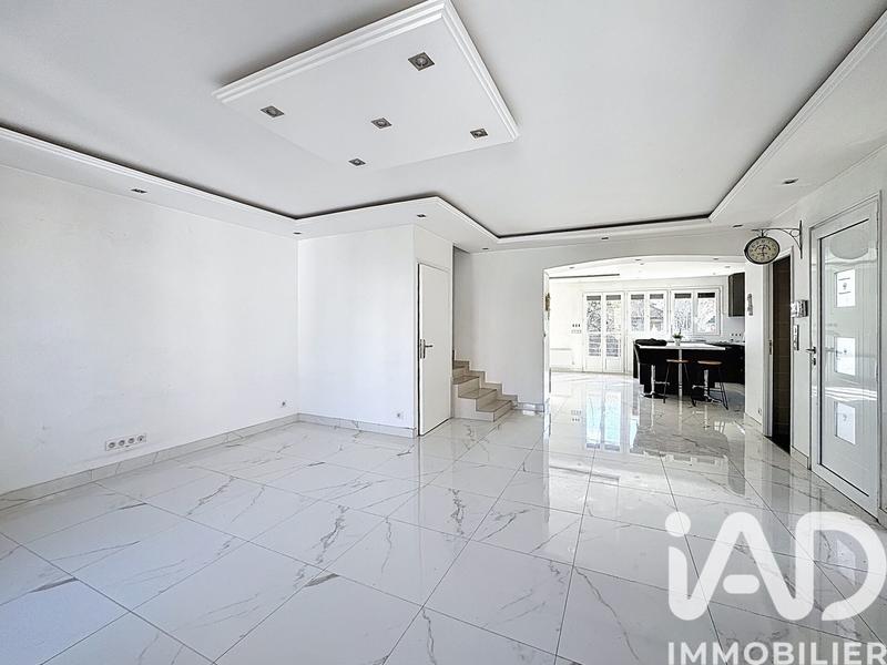 Maison - 175 m² - 7 pièces