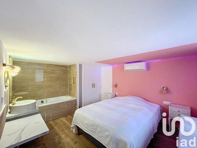 Maison - 121 m² - 5 pièces