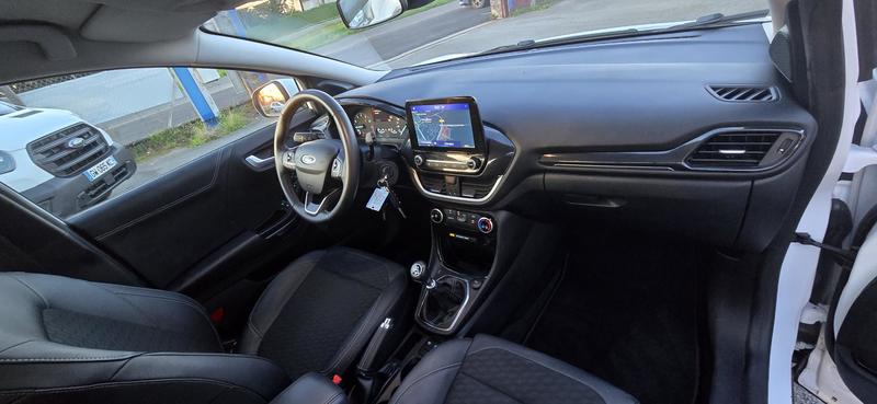 Ford Puma 1.0 Flexifuel Hybrid 125 mHEV Titanium