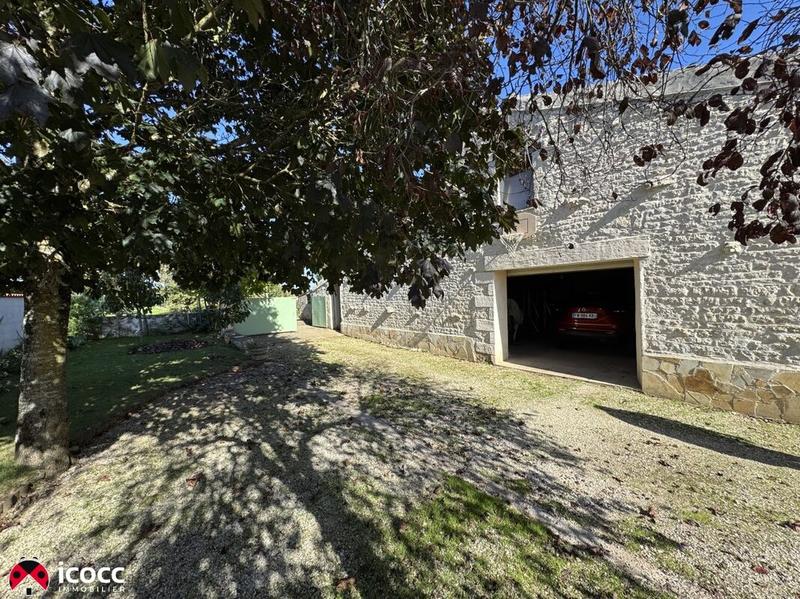 Maison - 196 m² - 6 pièces