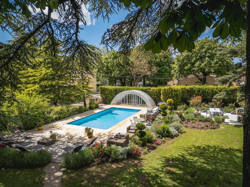 Maison de domaine - 500 m² - 15 pièces