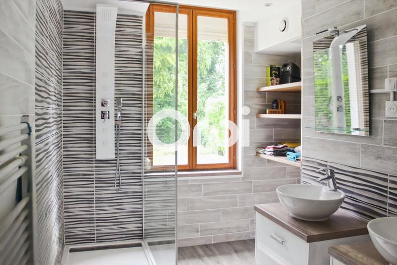 Maison - 147 m² - 5 pièces