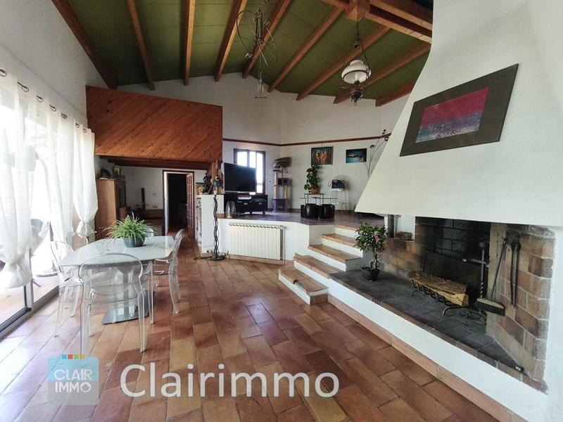 Maison d'architecte - 235 m² - 7 pièces