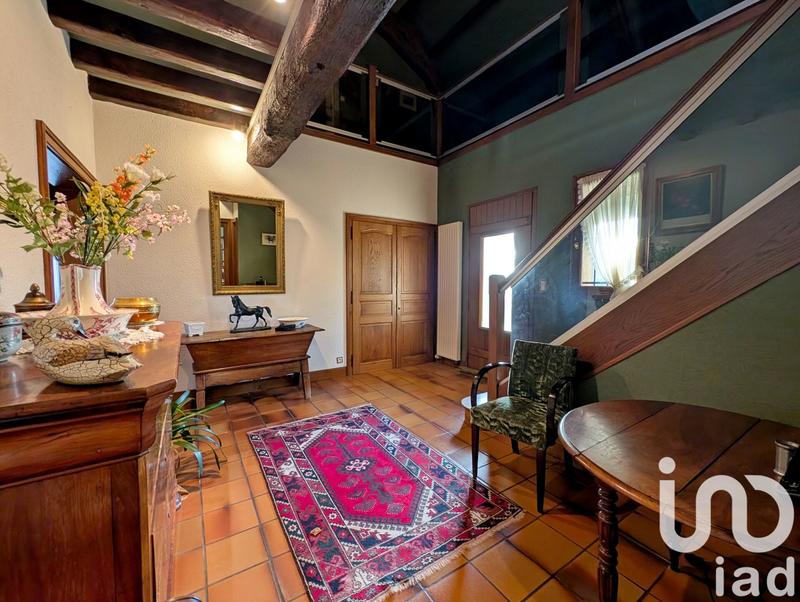 Maison - 213 m² - 9 pièces