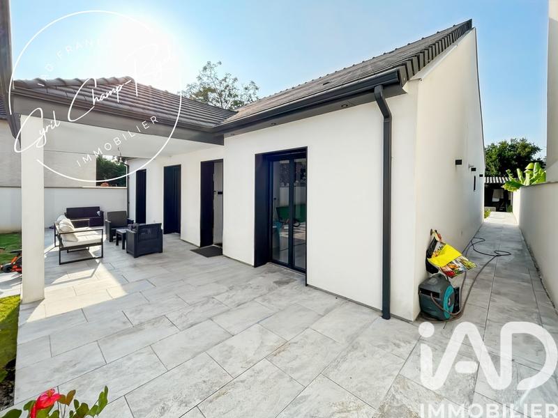 Maison - 105 m² - 7 pièces