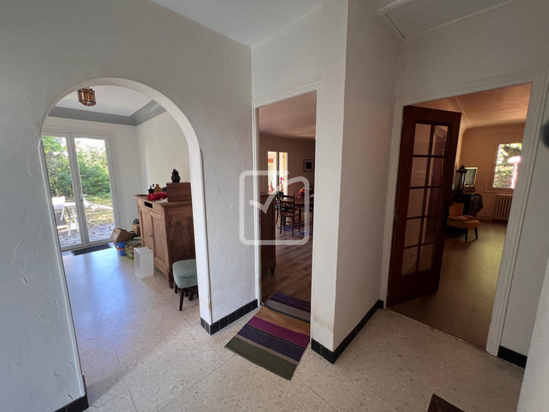 Maison - 143 m² - 7 pièces