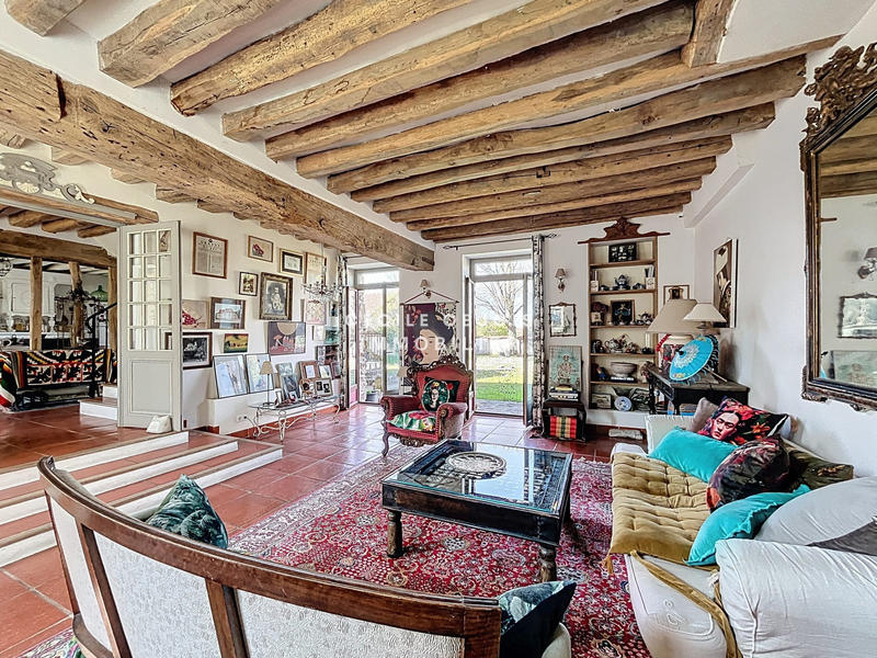 Maison - 189 m² - 6 pièces