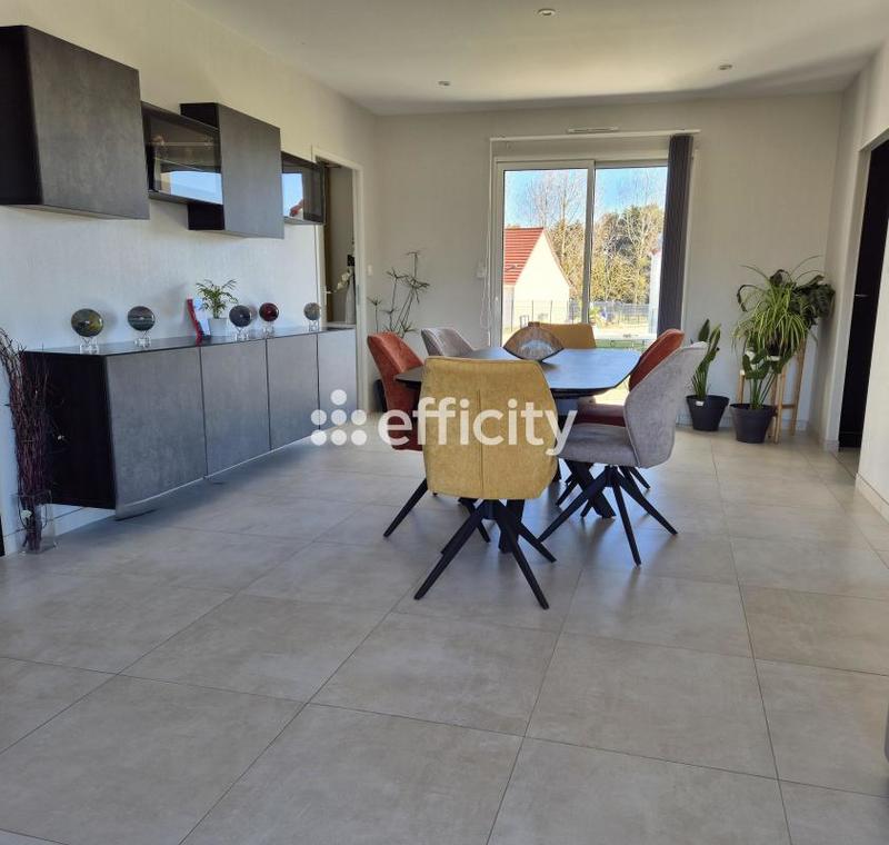 Maison - 135 m² - 5 pièces