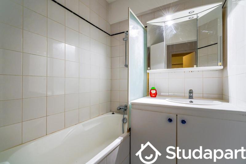 Chambre - 25 m² - 1 pièce