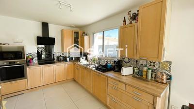 Maison - 99 m² - 4 pièces