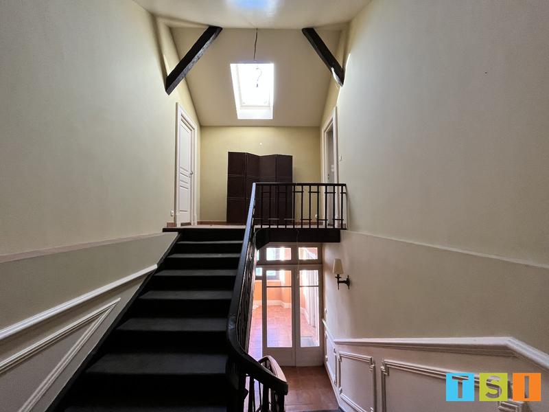 Maison - 184 m² - 6 pièces