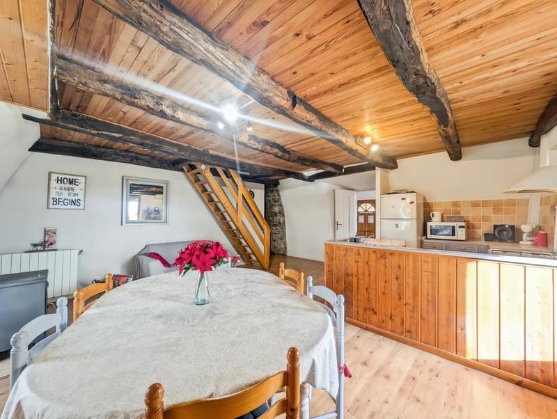 Corps de ferme - 340 m² - 12 pièces