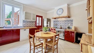 Maison - 185 m² - 6 pièces