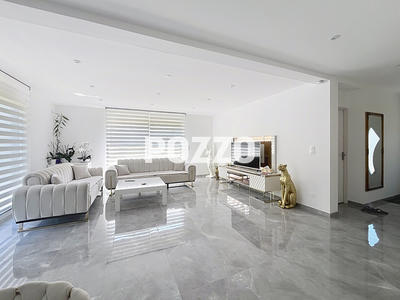 Maison - 139 m² - 6 pièces