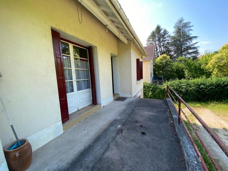 Maison - 137 m² - 6 pièces