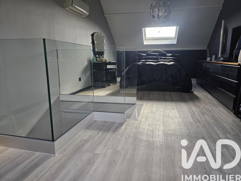 Maison - 143 m² - 4 pièces