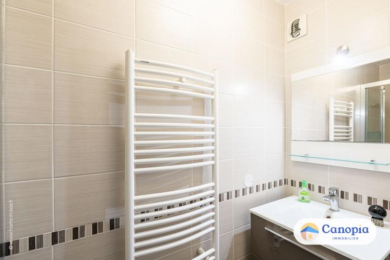 Appartement - 80 m² - 4 pièces