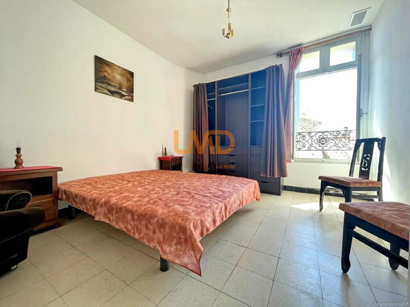 Demeure - 247 m² - 14 pièces