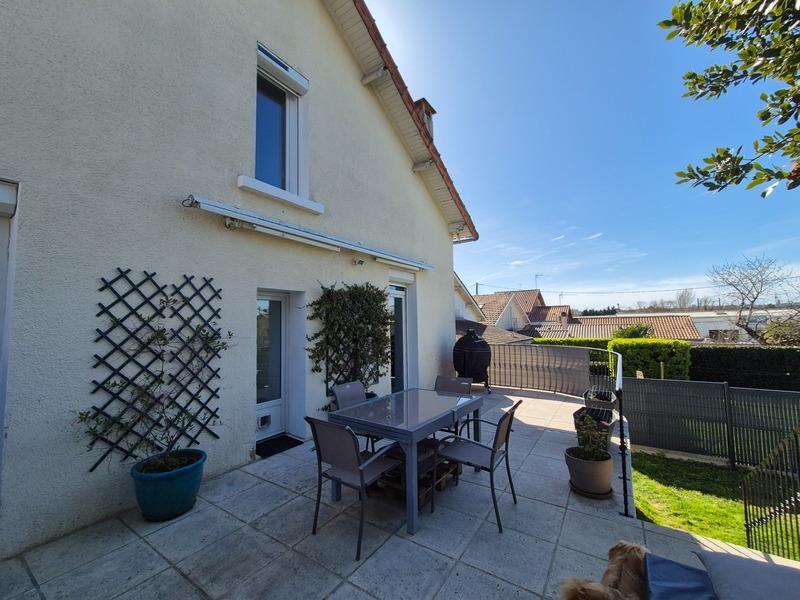 Maison - 112 m² - 6 pièces