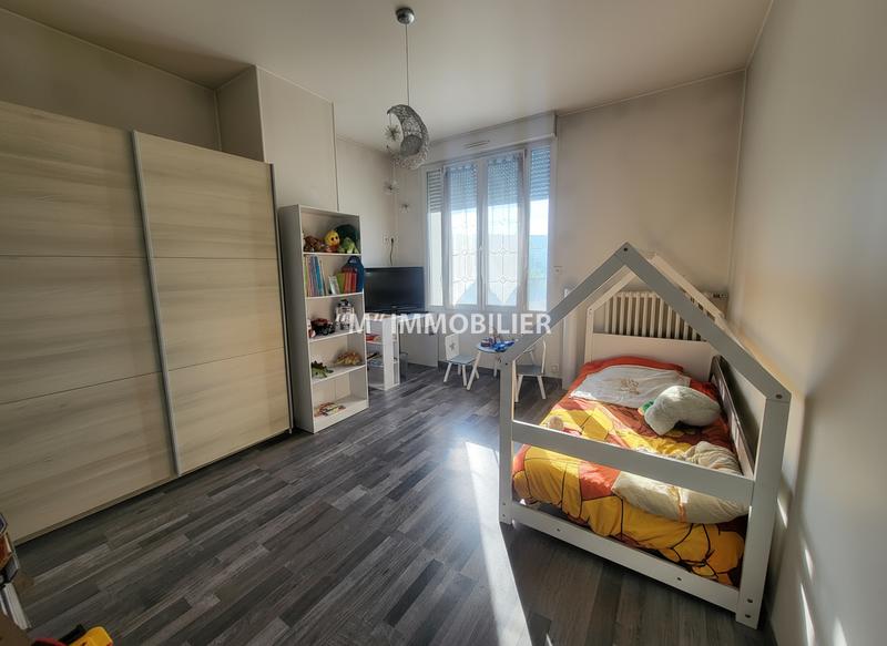 Maison - 106 m² - 5 pièces