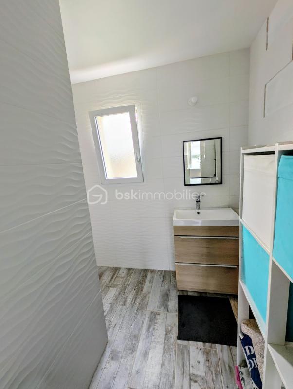 Maison traditionnelle - 141 m² - 4 pièces