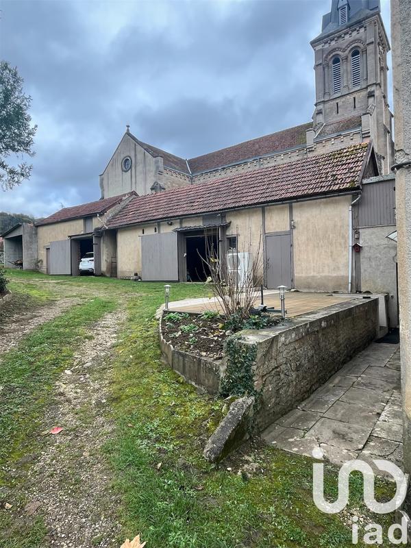 Maison - 227 m² - 8 pièces