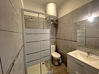 Studio - 21 m² - 1 pièce