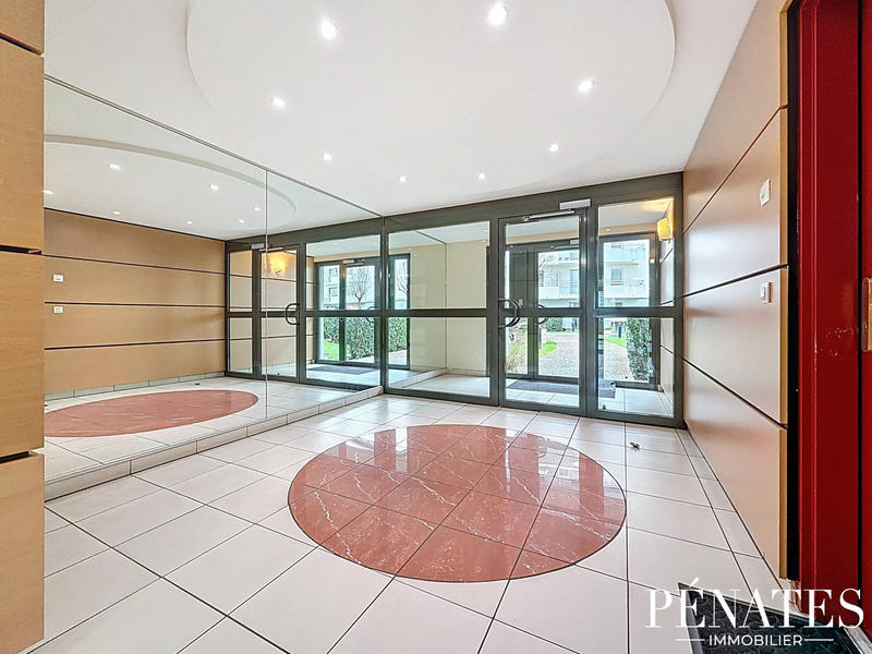 Appartement - 75 m² - 3 pièces