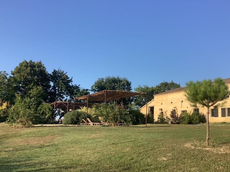 Maison - 429 m² - 10 pièces