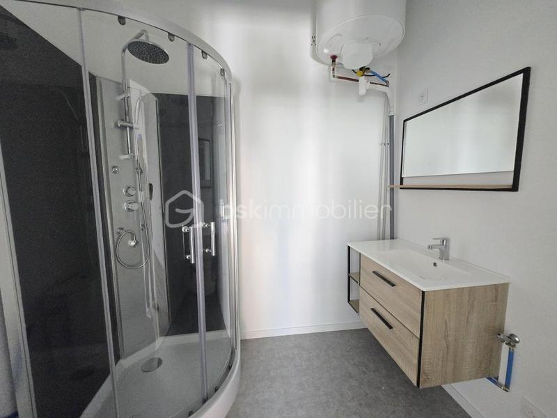 Immeuble - 74 m² - 4 pièces