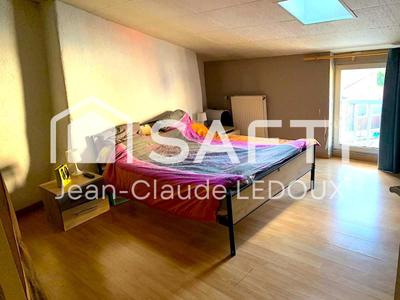 Maison - 84 m² - 5 pièces