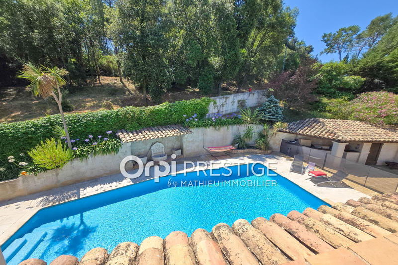 Villa - 149 m² - 6 pièces