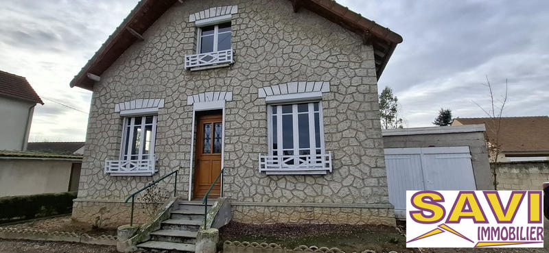 Maison - 80 m² - 4 pièces