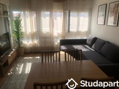 Chambre - 13 m² - 1 pièce