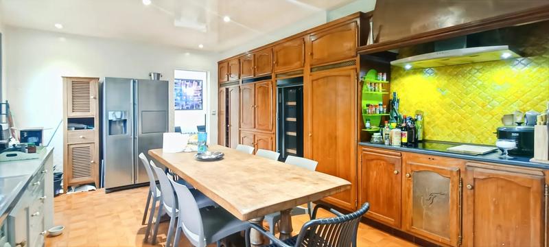 Maison d'architecte - 416 m² - 10 pièces