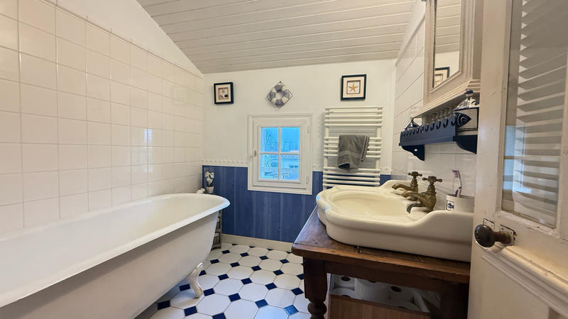 Maison - 148 m² - 7 pièces