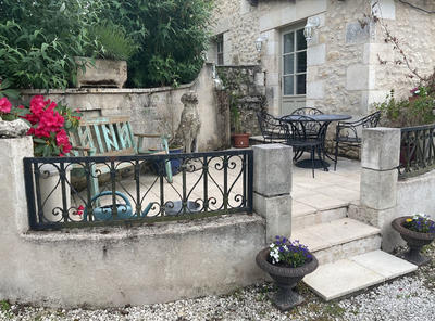 Maison - 240 m² - 7 pièces